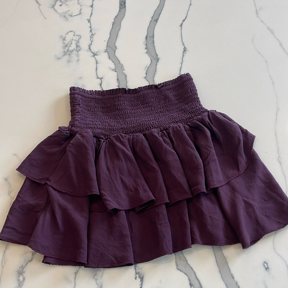 Olivaceous eggplant colored elastic skirt. Size Medium.